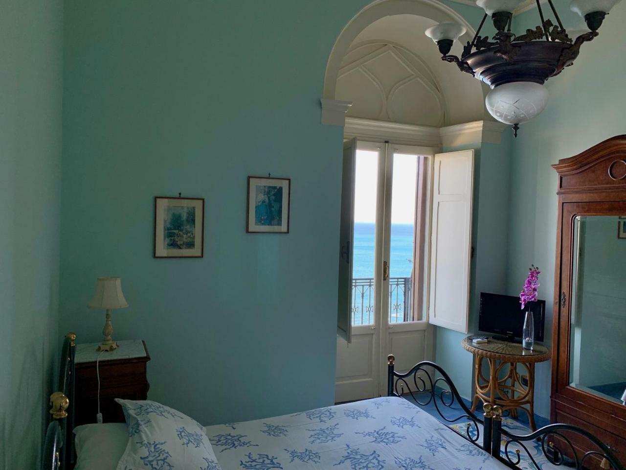 Antonio Bed & Breakfast